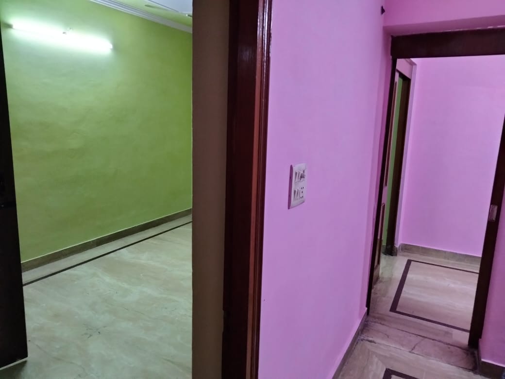 Specimen 6 BHK , 2nd & 3rd floors DDA MIG Flat available for RENT in